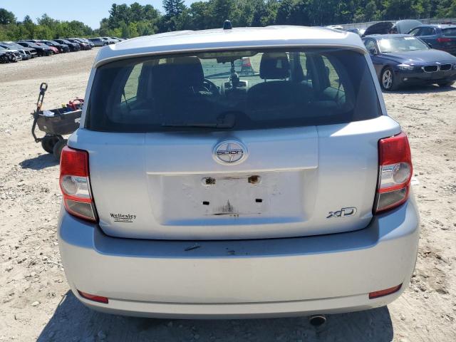 JTKKUPB43D1036473 - 2013 TOYOTA SCION XD SILVER photo 6