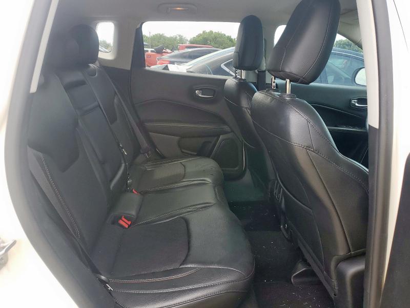 3C4NJCBB9JT489599 - 2018 JEEP COMPASS LATITUDE Ақ фото 11