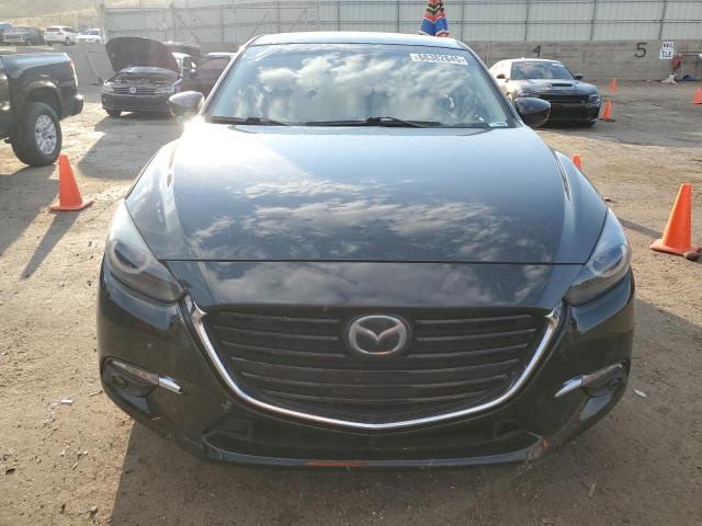 3MZBN1W38JM226851 - 2018 MAZDA 3 GRAND TOURING أسود صورة 5