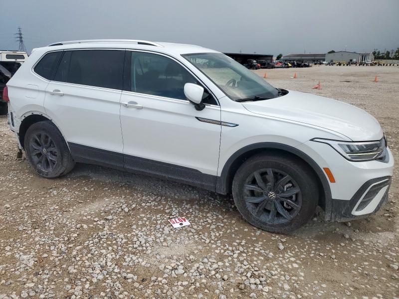 3VV3B7AX8RM040785 - 2024 VOLKSWAGEN TIGUAN SE 白色 照片 4