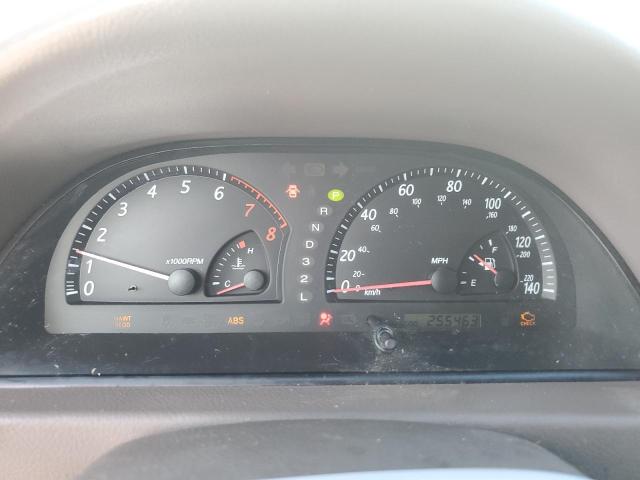 4T1BF32KX4U070381 - 2004 TOYOTA CAMRY LE WHITE photo 9