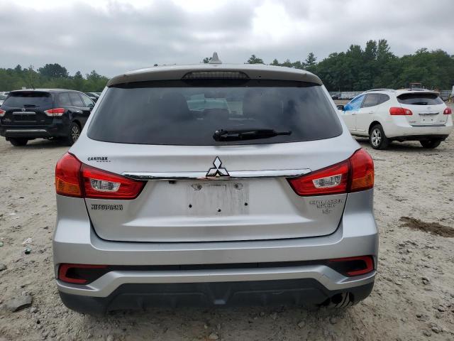 JA4AP3AW5JZ001544 - 2018 MITSUBISHI OUTLANDER ES ვერცხლისფერი ფოტო 6