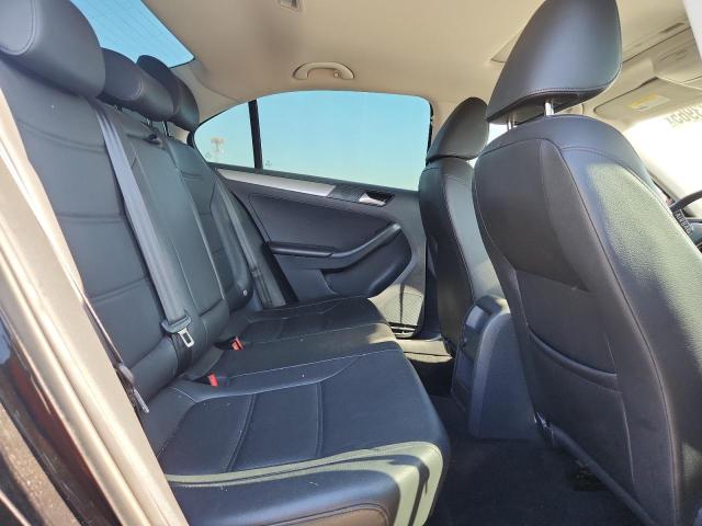 3VWDB7AJ0HM388039 - 2017 VOLKSWAGEN JETTA SE BLACK photo 10