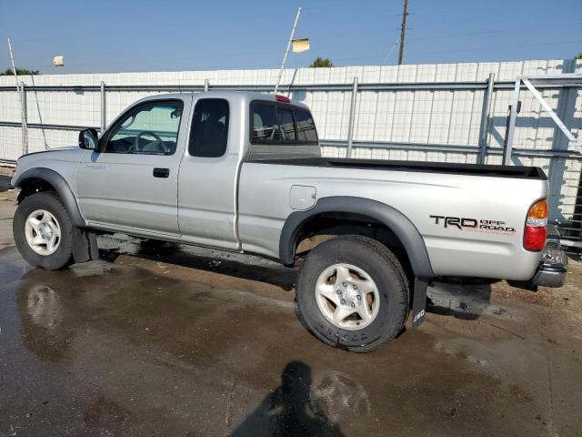 5TEWN72NX2Z113289 - 2002 TOYOTA TACOMA XTRACAB Gümüş foto 2