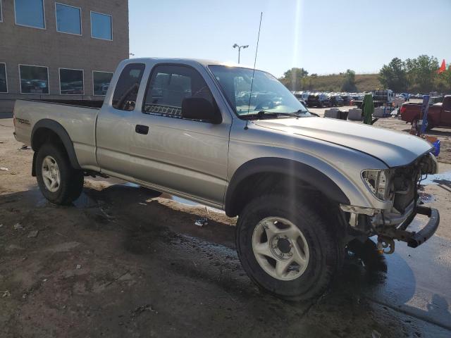 5TEWN72NX2Z113289 - 2002 TOYOTA TACOMA XTRACAB Gümüş foto 4
