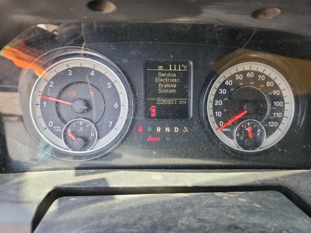 3C6JR6DGXJG139979 - 2018 RAM 1500 ST Weiß Foto 9