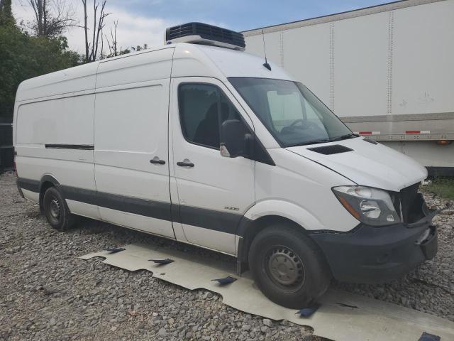 WDYPE8CC5E5940748 - 2014 FREIGHTLINER SPRINTER 2500 WHITE photo 4