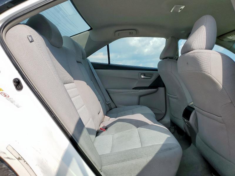 4T1BF1FK6GU206069 - 2016 TOYOTA CAMRY LE 白色 照片 10