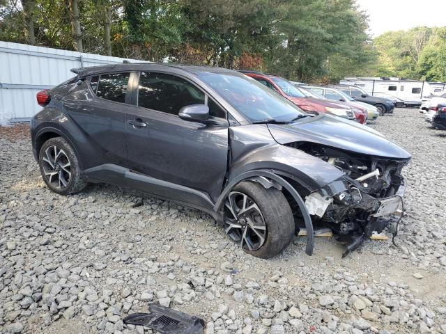 NMTKHMBXXJR022555 - 2018 TOYOTA C-HR XLE Сірий фото 4