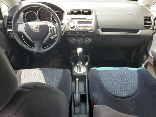 JHMGD38647S039295 - 2007 HONDA FIT S WHITE photo 8