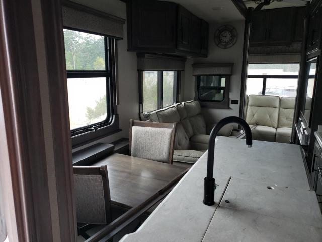 5SFBG4320LE437722 - 2020 HEARTLAND LANDMARK BROWN photo 6