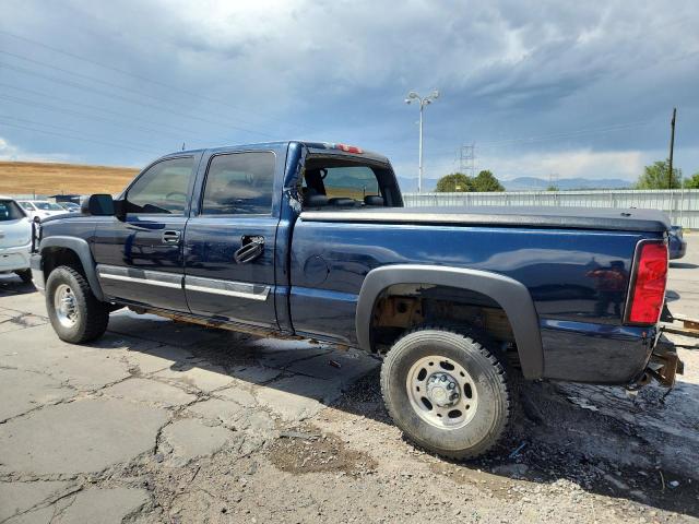 1GCHK23235F954235 - 2005 CHEVROLET SILVERADO K2500 HEAVY DUTY BLUE photo 2