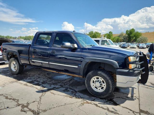 1GCHK23235F954235 - 2005 CHEVROLET SILVERADO K2500 HEAVY DUTY BLUE photo 4