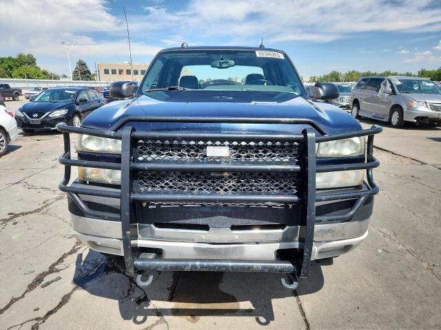 1GCHK23235F954235 - 2005 CHEVROLET SILVERADO K2500 HEAVY DUTY BLUE photo 5