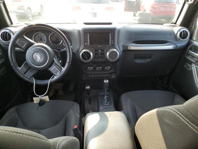 1C4BJWEG1GL262374 - 2016 JEEP WRANGLER U SAHARA შავი ფოტო 8