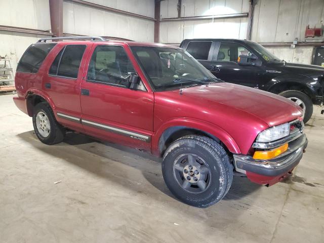 1GNDT13W0Y2395934 - 2000 CHEVROLET BLAZER MAROON photo 4