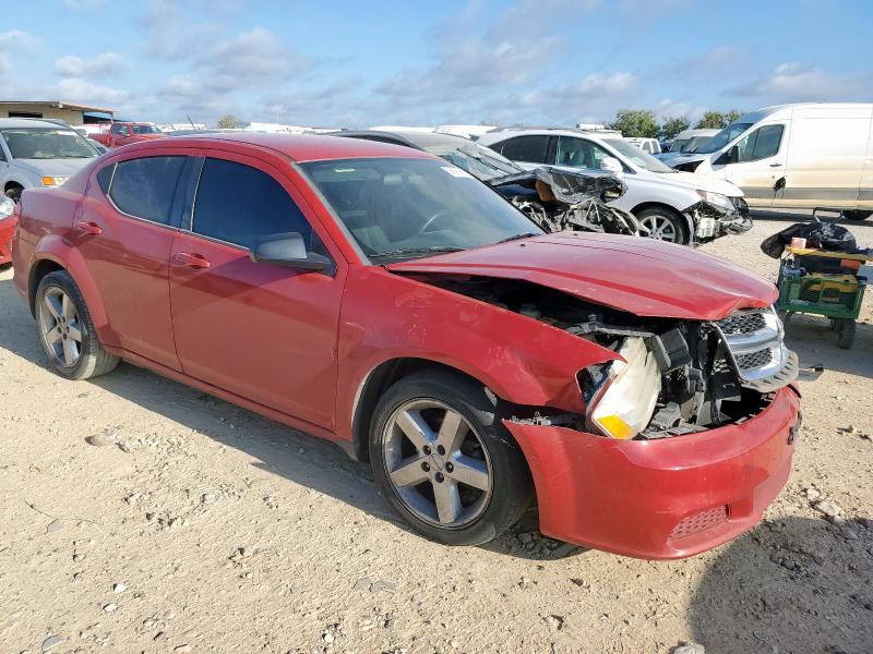 1C3CDZAB0DN689380 - 2013 DODGE AVENGER SE წითელი ფოტო 4