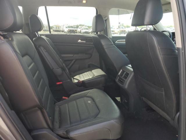 1V2NR2CA3JC562548 - 2018 VOLKSWAGEN ATLAS SEL PREMIUM رمادي صورة 11