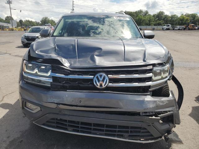 1V2NR2CA3JC562548 - 2018 VOLKSWAGEN ATLAS SEL PREMIUM رمادي صورة 5