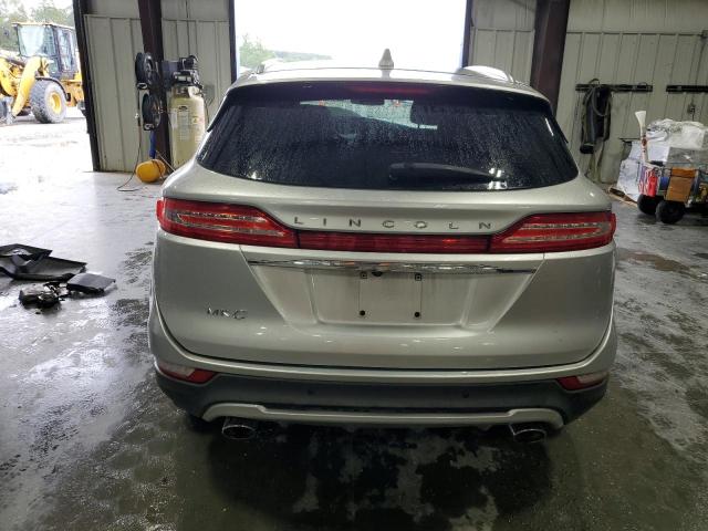 5LMCJ2C98KUL32319 - 2019 LINCOLN MKC SELECT ვერცხლისფერი ფოტო 6