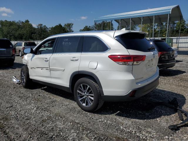 5TDKZRFH3KS562023 - 2019 TOYOTA HIGHLANDER SE WHITE photo 2