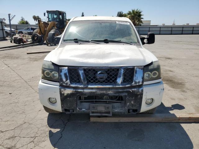 1N6AA07G48N305324 - 2008 NISSAN TITAN XE WHITE photo 5