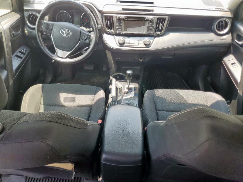 JTMWFREV2GJ089687 - 2016 TOYOTA RAV4 XLE GRAY photo 8