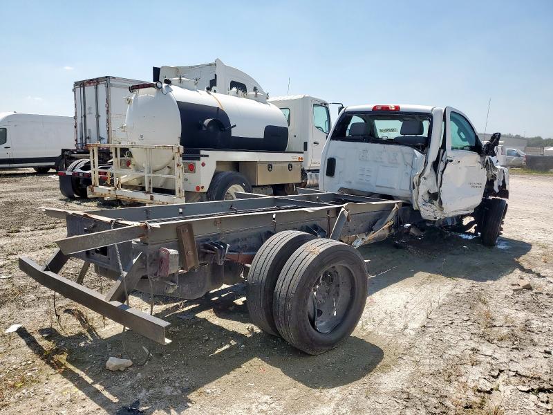 1HTKHPVK7PH718261 - 2023 CHEVROLET SILVERADO C5500 MD 2 WHITE photo 3