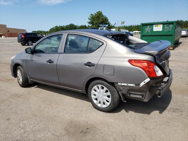 3N1CN7AP5GL884469 - 2016 NISSAN VERSA S GRAY photo 2