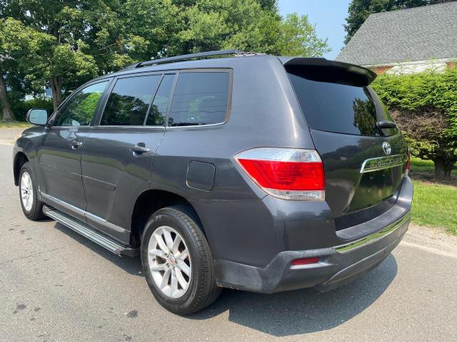 5TDZK3EH1CS059965 - 2012 TOYOTA HIGHLANDER BASE Gris photo 3