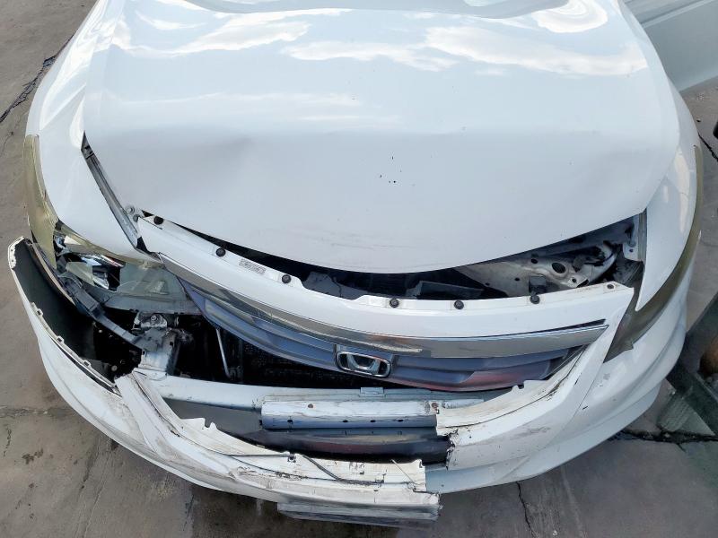 1HGCS1B8XCA008882 - 2012 HONDA ACCORD EXL WHITE photo 11