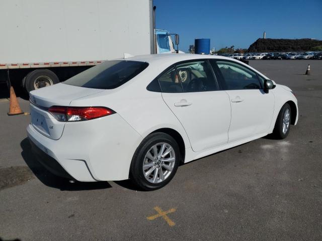 JTDB4MEE4RJ015021 - 2024 TOYOTA COROLLA LE WHITE photo 3