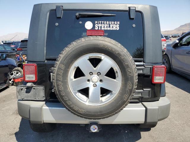 1J4GA59178L652882 - 2008 JEEP WRANGLER U SAHARA Qara foto 6