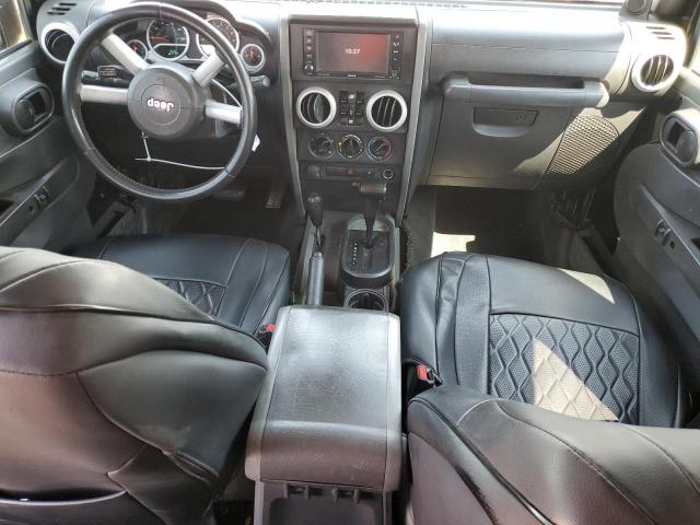 1J4GA59178L652882 - 2008 JEEP WRANGLER U SAHARA Qara foto 8