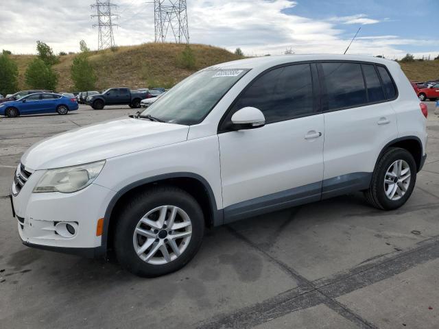 2011 VOLKSWAGEN TIGUAN S, 
