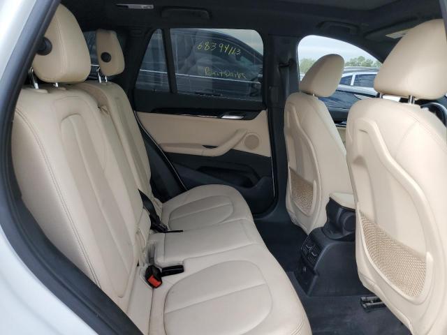 WBXHT3Z3XJ4A66161 - 2018 BMW X1 XDRIVE28I WHITE photo 10