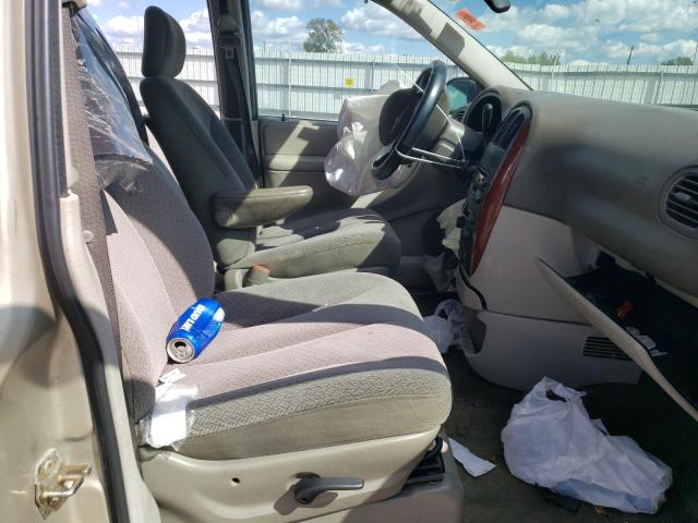 1C4GP45R85B391614 - 2005 CHRYSLER TOWN & COU 金色 照片 7