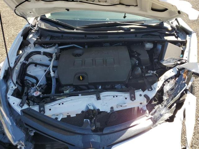 2T1BURHE6JC054072 - 2018 TOYOTA COROLLA L WHITE photo 11