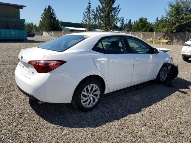 2T1BURHE6JC054072 - 2018 TOYOTA COROLLA L WHITE photo 3