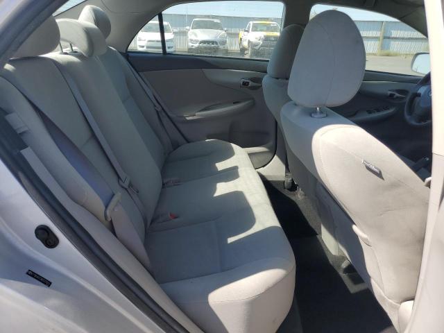 2T1BU4EE2BC572074 - 2011 TOYOTA COROLLA BASE 银色 照片 10