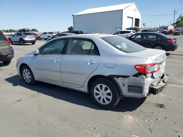 2T1BU4EE2BC572074 - 2011 TOYOTA COROLLA BASE 银色 照片 2