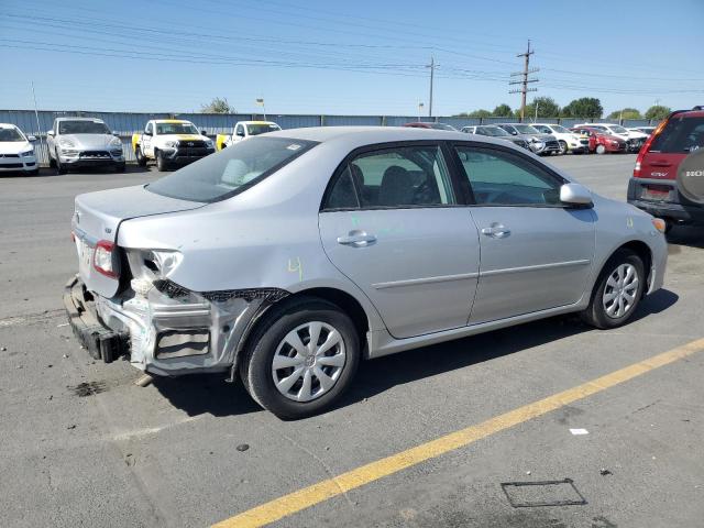 2T1BU4EE2BC572074 - 2011 TOYOTA COROLLA BASE 银色 照片 3