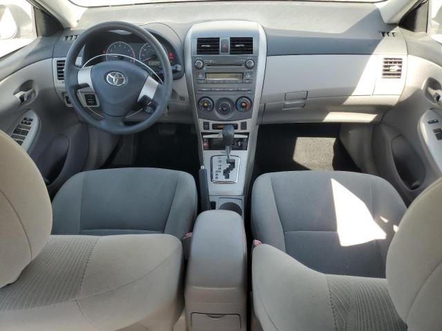 2T1BU4EE2BC572074 - 2011 TOYOTA COROLLA BASE 银色 照片 8