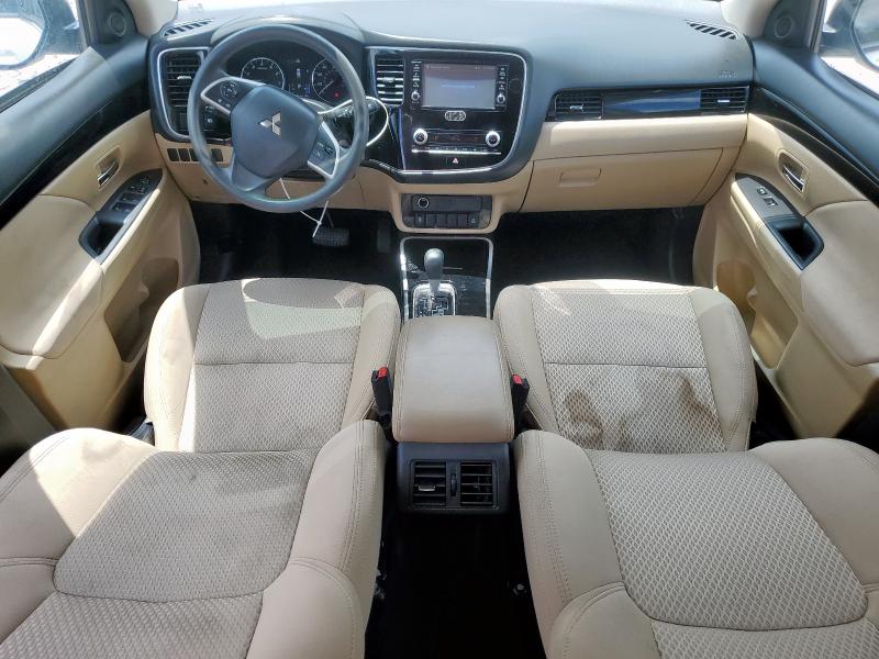 JA4AD2A31LZ013623 - 2020 MITSUBISHI OUTLANDER ES WHITE photo 8