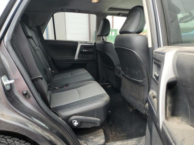 JTEBU5JRXH5420558 - 2017 TOYOTA 4RUNNER SR5/SR5 PREMIUM GRAY photo 11
