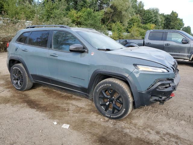 1C4PJMBS0FW673135 - 2015 JEEP CHEROKEE TRAILHAWK GRAY photo 4