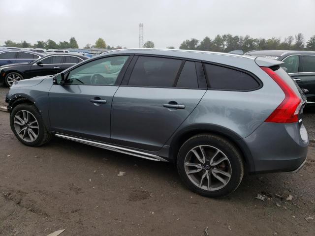 YV4612HM9G1016936 - 2016 VOLVO V60 CROSS PLATINUM GRAY photo 2