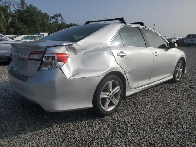 4T1BF1FK0EU324728 - 2014 TOYOTA CAMRY L SILVER photo 3