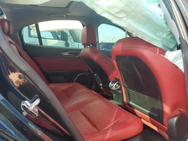 ZARFAEDN3H7555463 - 2017 ALFA ROMEO GIULIA Q4 黑色 照片 10