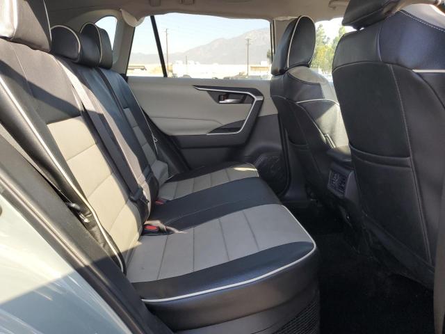 2T3R6RFV6MW019408 - 2021 TOYOTA RAV4 XLE GRAY photo 11